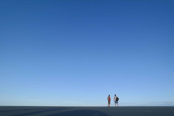 Tips for a Minimalist and Functional Entryway Design?